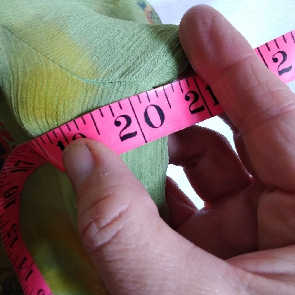 One World tunic - Picture 5 of 6